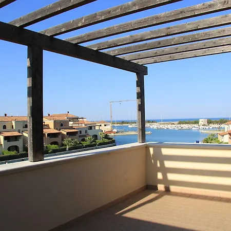 Marinagri Aparthotel