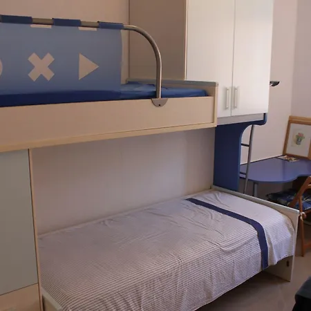 شقة فندقية Marinagri 4*