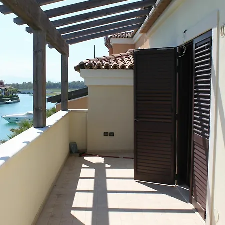 Marinagri Aparthotel 4*