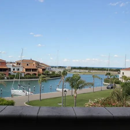 Marinagri Aparthotel 4*